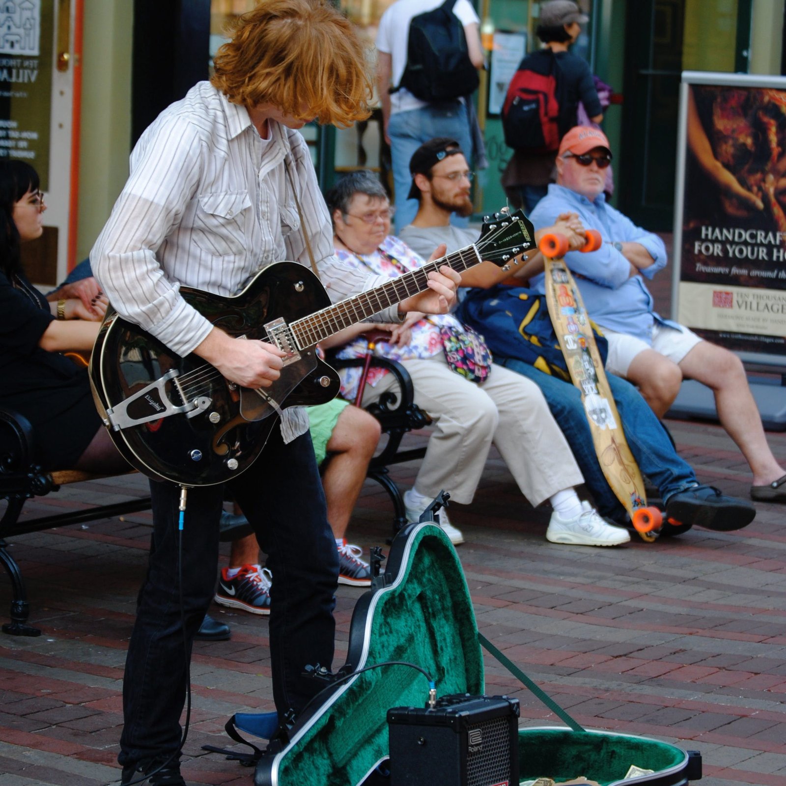 6:00 PM - 7:30 PM: Evening Entertainment
